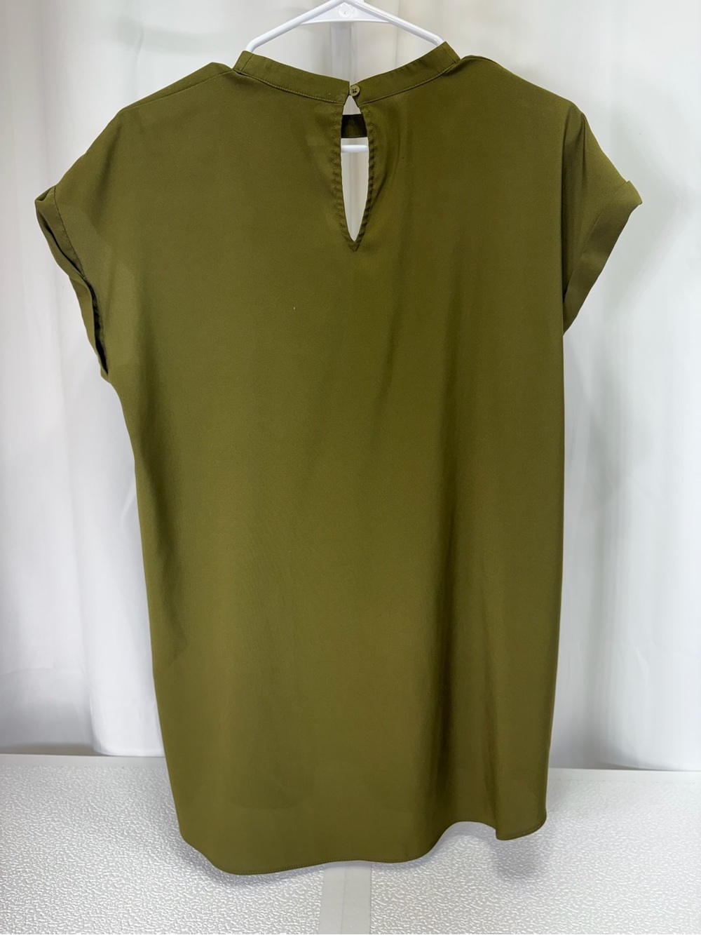 Express Olive Green Keyhole Tunic 4136 - Picture 2 of 9